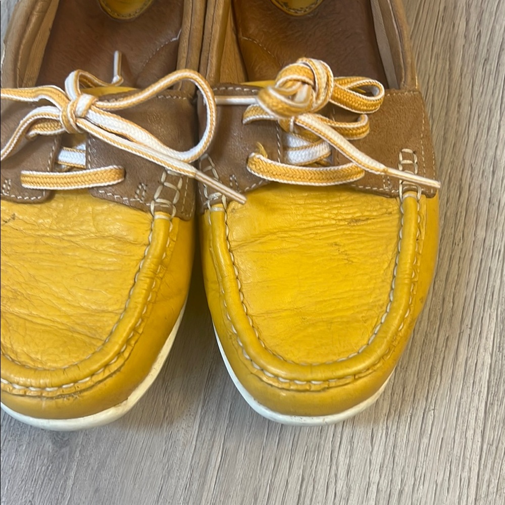Clarks Women's Yellow Leather Loafers - Picture 3 of 6